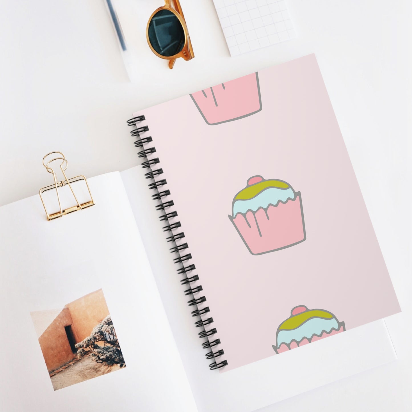 Perfect Spiral Notebook for Lovers of Cupcakes - Ruled Line